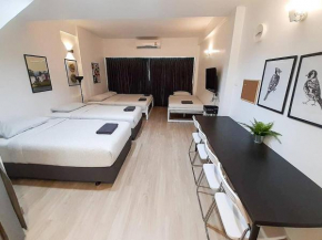 B3 Cosy Studio /5 guests/ Near MRT/full kitchen